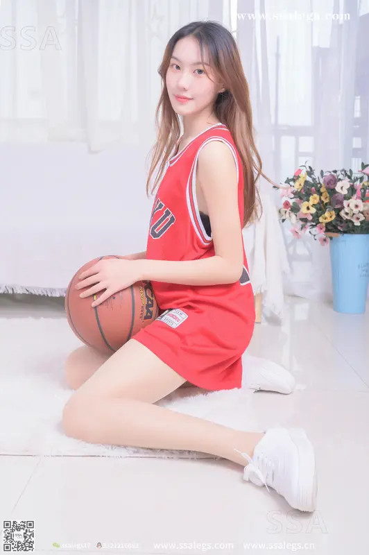 [SSA丝社]超清写真 NO.324 素素小姐姐放假在家陪你玩篮球(上) - SSA丝社